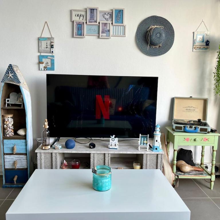 Cap Salou Beach - Sea View - Pool - AC - Parking - One-Bedroom Apartment - 9
