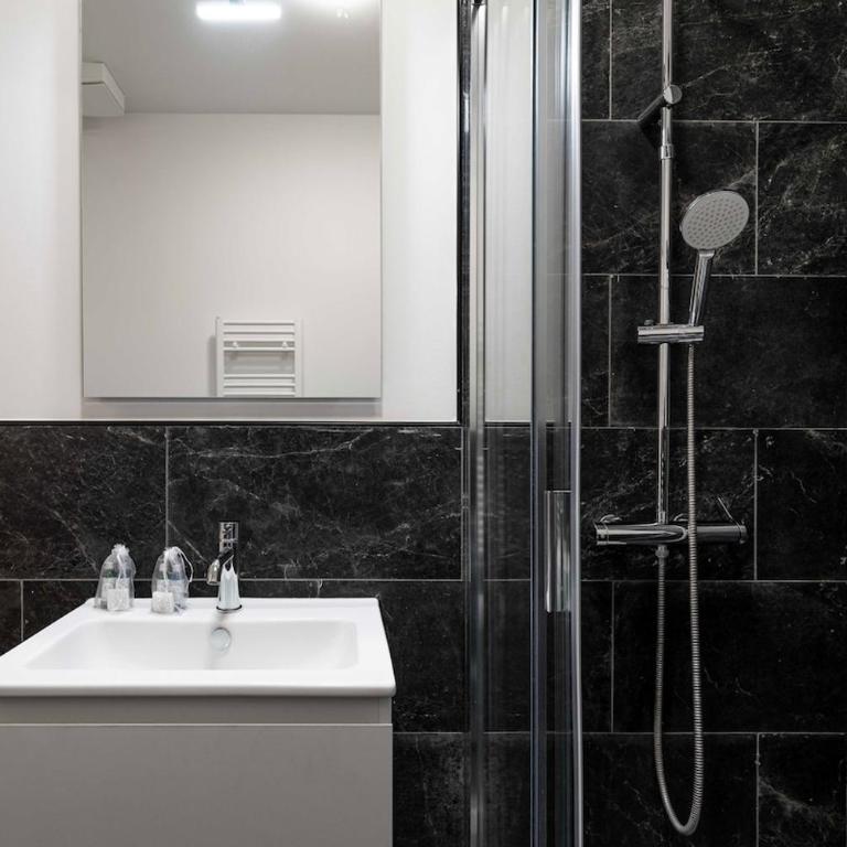 M3 City Centre - 15 min to Venice, parking, Wifi - Appartamento con 3 Camere da Letto - 4