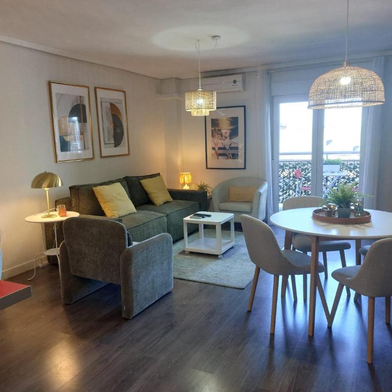 Alojamiento junto al Oceanográfic - Two-Bedroom Apartment - 2
