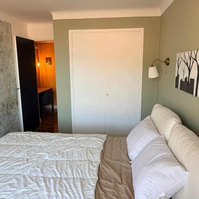 Appartement lumineux-balcon-vue mer-5 mn plage - Appartement 2 Chambres - 11