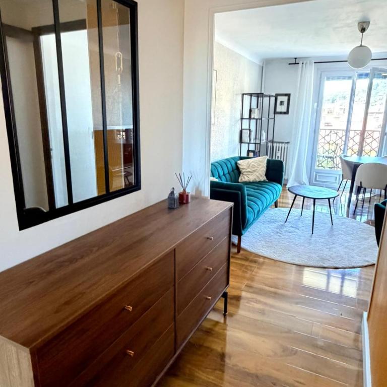 Appartement lumineux-balcon-vue mer-5 mn plage - Appartement 2 Chambres - 16