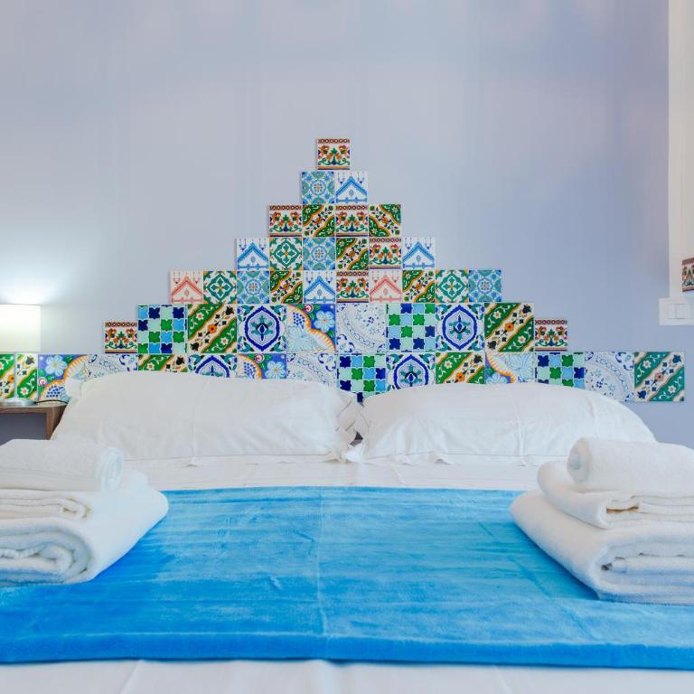 Sterlizia Rooms - Camera Matrimoniale con Balcone - 1