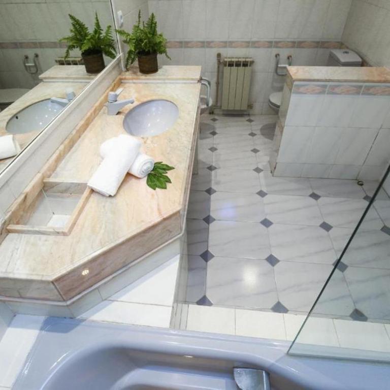 Spacious Private Villa with Pool in Salou - Villa - 15