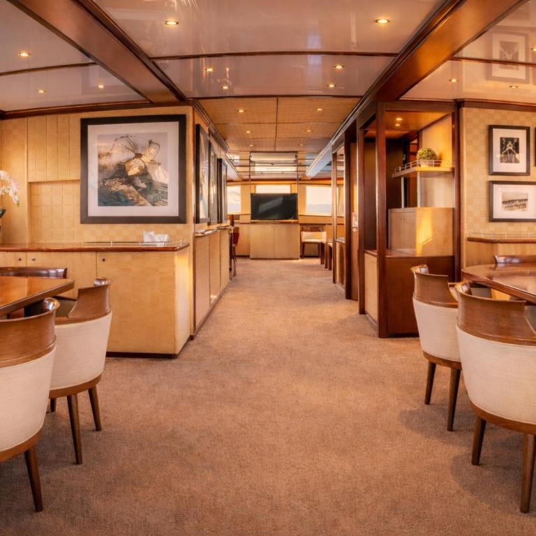 Yacht d'exception entièrement privatisé au Vieux-Port de Marseille - Cabine Familiale dans un Bateau - 16