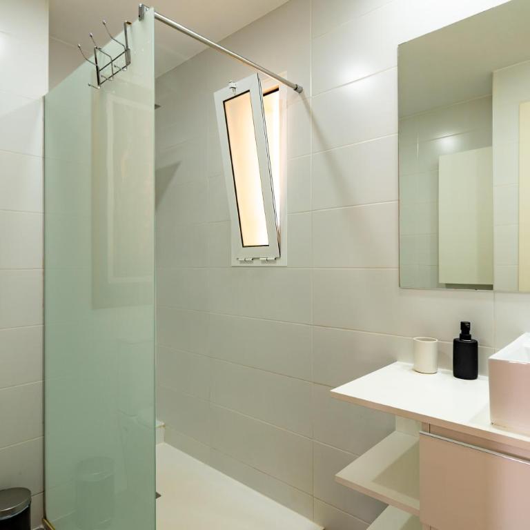Ático Céntrico con Parking Gratis - Apartamento Ático - 34