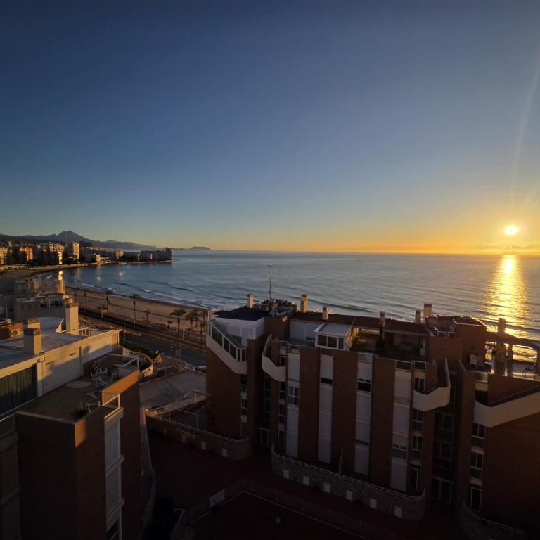 Golden Views San Juan Muchavista beach By Xavi Superhost - Apartamento con 3 dormitorios - Frente al océano - 49
