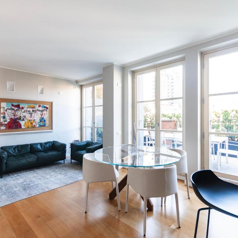 Youhosty - Brera Double Terrace - Appartamento con 2 Camere da Letto e Terrazza - 1