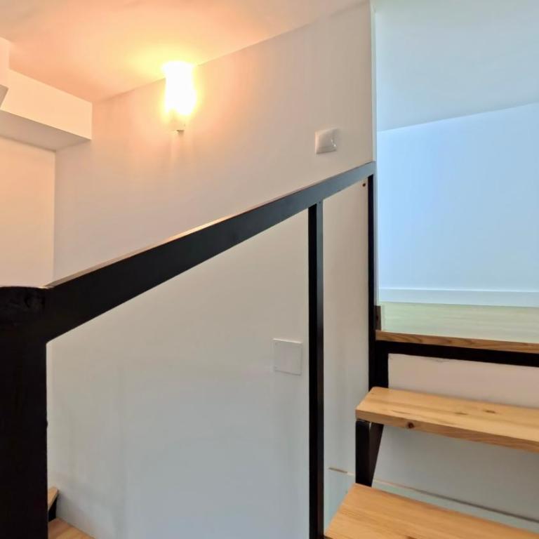 Duplex Retreat with AC in Madrid, Ideal for 4 - Family Room - 5