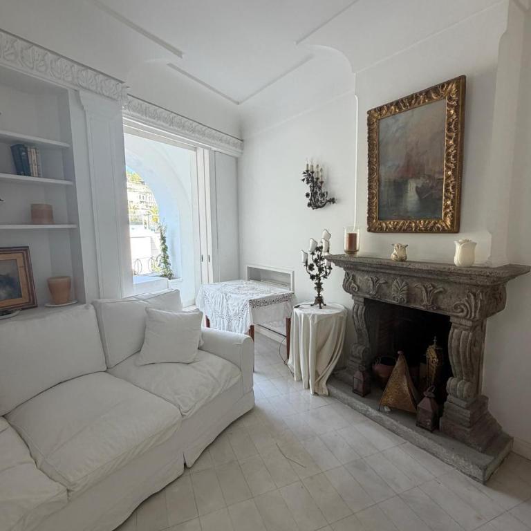 White Suite Capri - Appartamento Deluxe con 1 Camera da Letto - 1