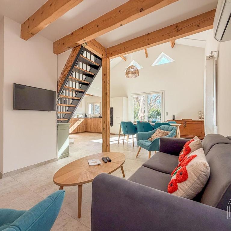 Pied-à-terre idéal à Bandol avec jardin et parking - Appartement 3 Chambres - 32