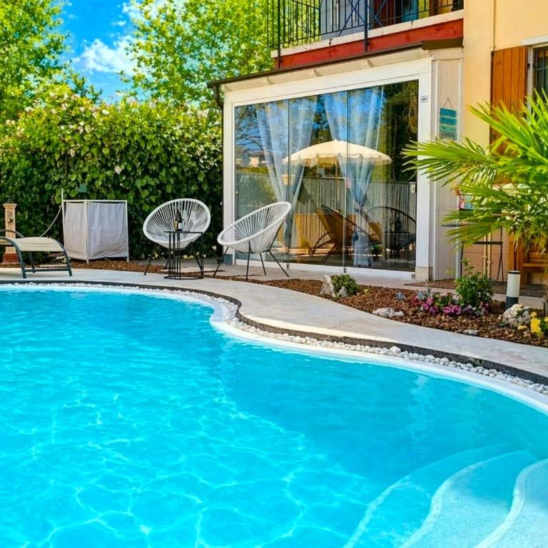 Picnic Room and Pool - Camera Matrimoniale - 1
