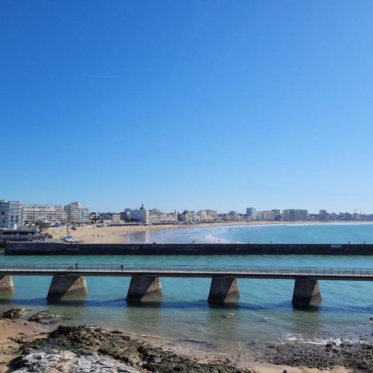 Vue sur la baie des Sables - Appartamento con 1 Camera da Letto - 3