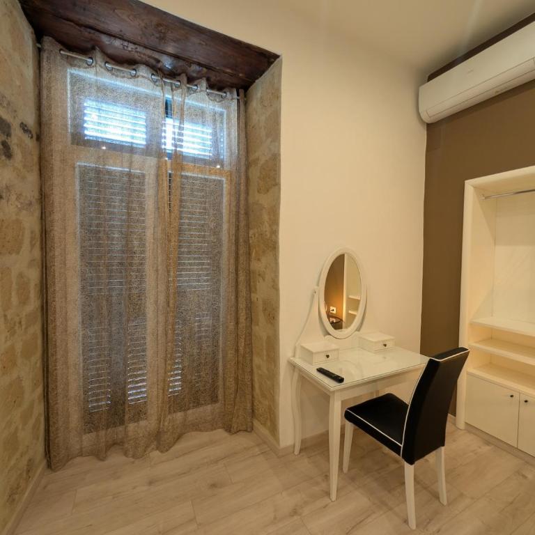 Duomo Heritage Apartment - Appartamento Deluxe con 2 Camere da Letto e Balcone - 17