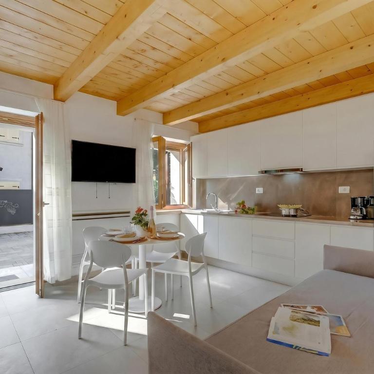 Residenza Lugana - One Bedroom Apartment with Shared Terrace 1 - 6