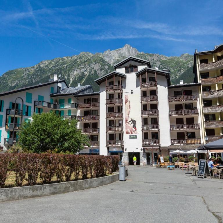 Cham Sud Chailloud102 Chamonix Centre Balcony Views Sleeps 3 - Happy Rentals - Apartment mit Balkon - 14