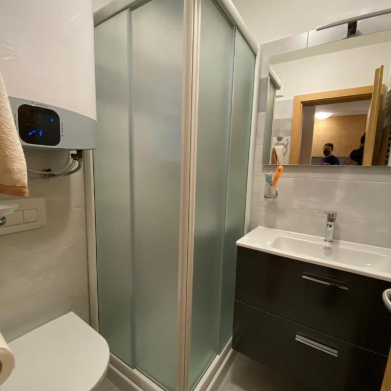 Bilocale Mandron - Serafini - Appartamento con 1 Camera da Letto - 10