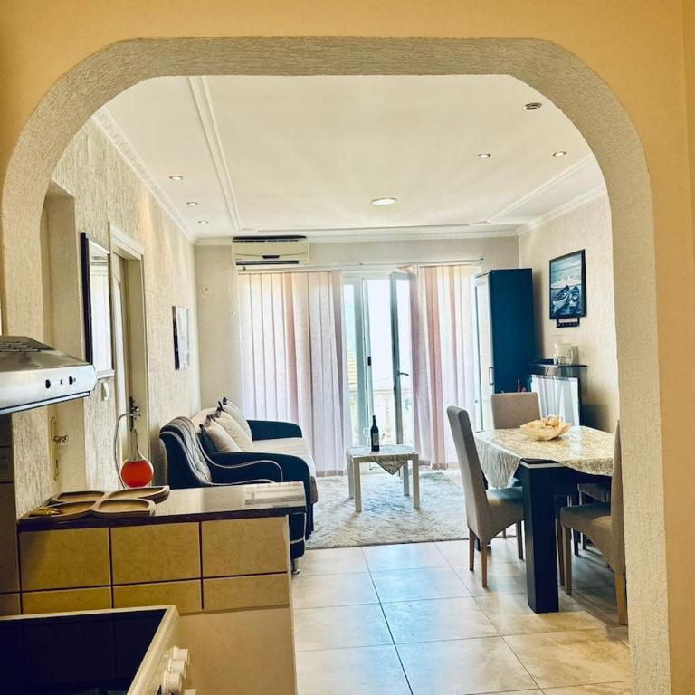 Vila Lastva, Apartment No 1 - Apartman sa 2 Spavaće Sobe - 19