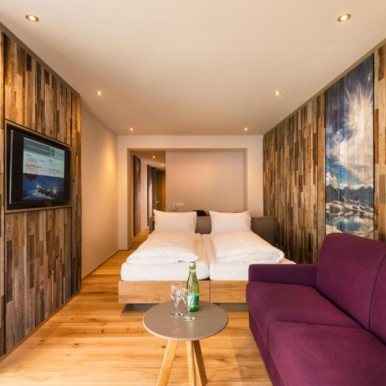 Alpenhotel Perner - Deluxe Doppelzimmer mit Zustellbett - 3