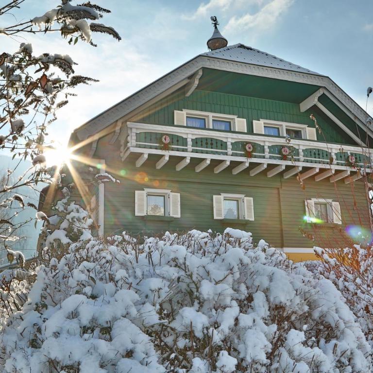 Gästehaus Fuchs - Doppelzimmer mit Balkon - 7