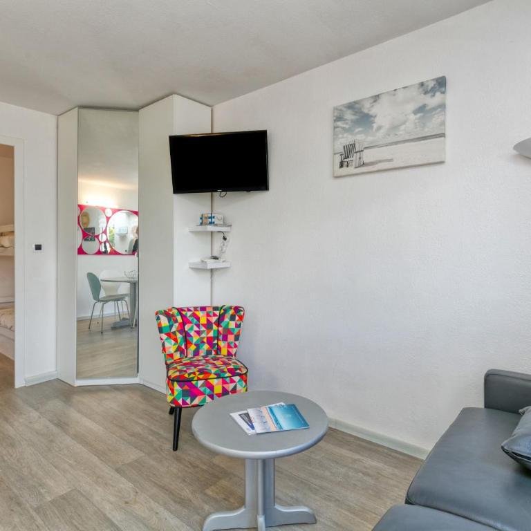 Appartement avec balcon - Studio mit Gartenblick - 9