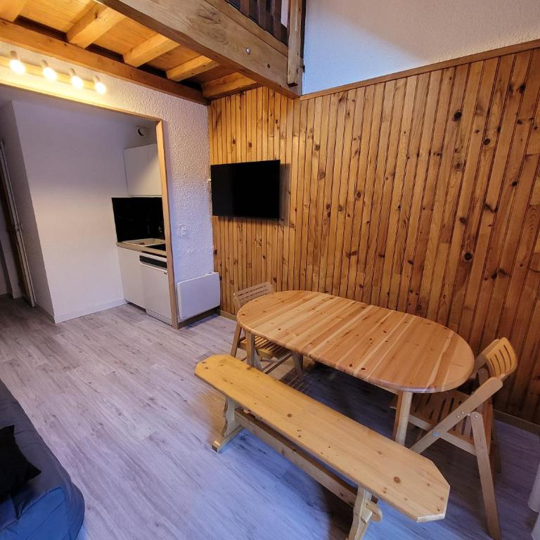 Appart 6 à 8 personnes l'Eterlou - Appartement 1 Chambre Supérieur avec Balcon - 5
