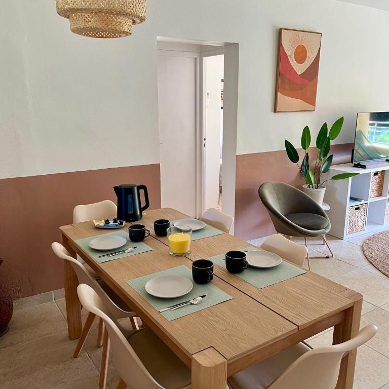 T3 - Les Parcs du Soleil - Bormes Les Mimosas - piscines - 15 min plage - classement 3 étoiles - Two-Bedroom Apartment - 3
