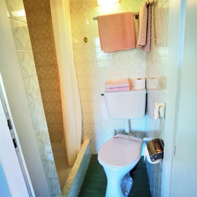 Frühstückspension Kattnigg - Doppelzimmer mit eigenem Bad - 11