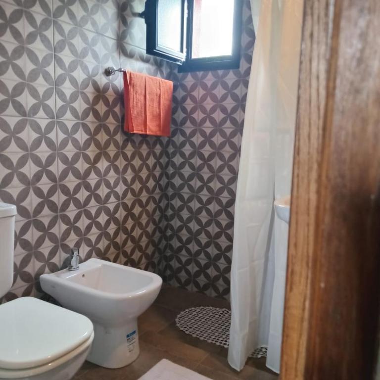 Cabañas El Aguaribay - Two-Bedroom House - 4