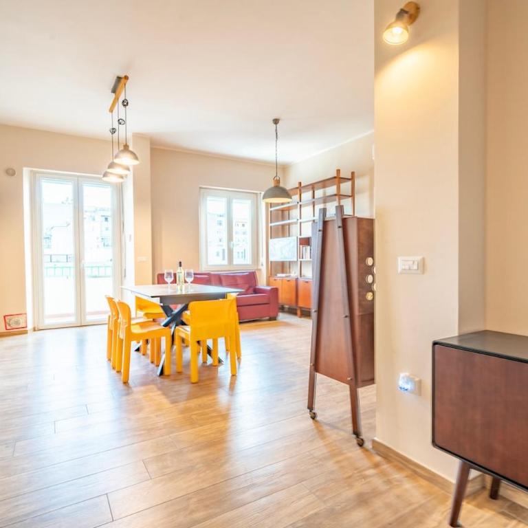 Novecento Design Apartment - Appartamento con 2 Camere da Letto - 53