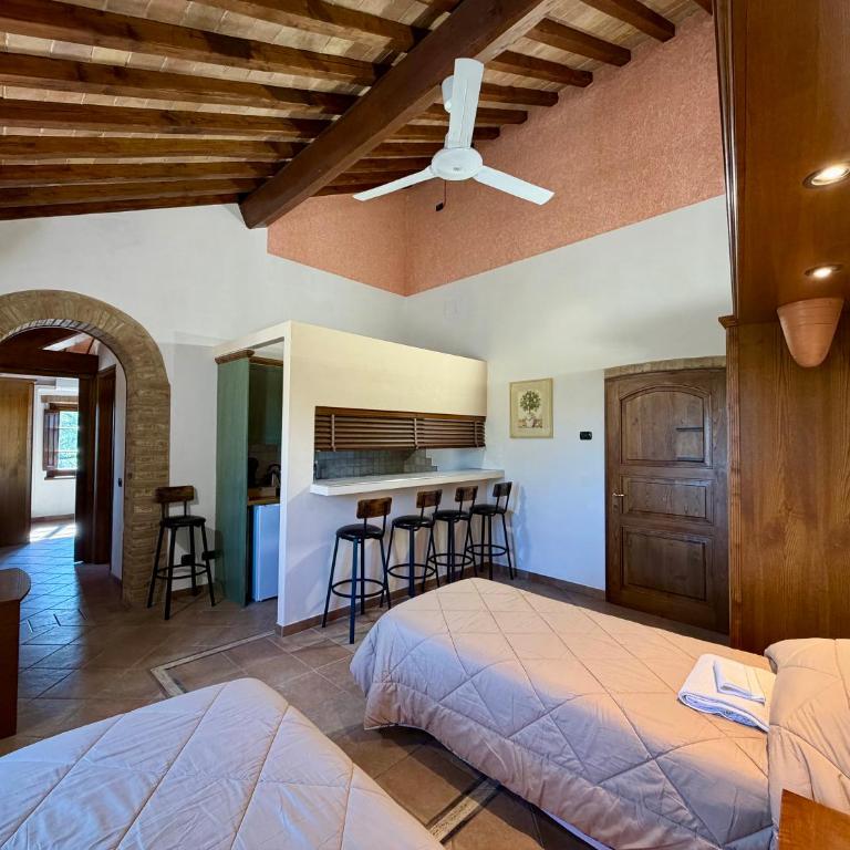 Bed & Breakfast Casale Gregoriano - Two Connecting Rooms - 6