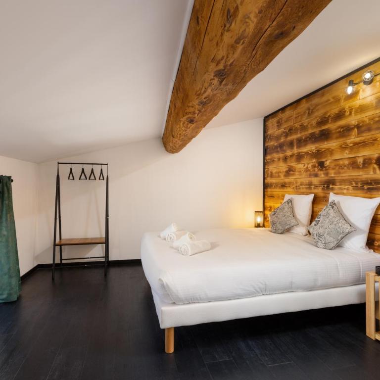 Bastide Suite Elégance Noire - Appartement 2 Chambres Deluxe avec Balcon - 9