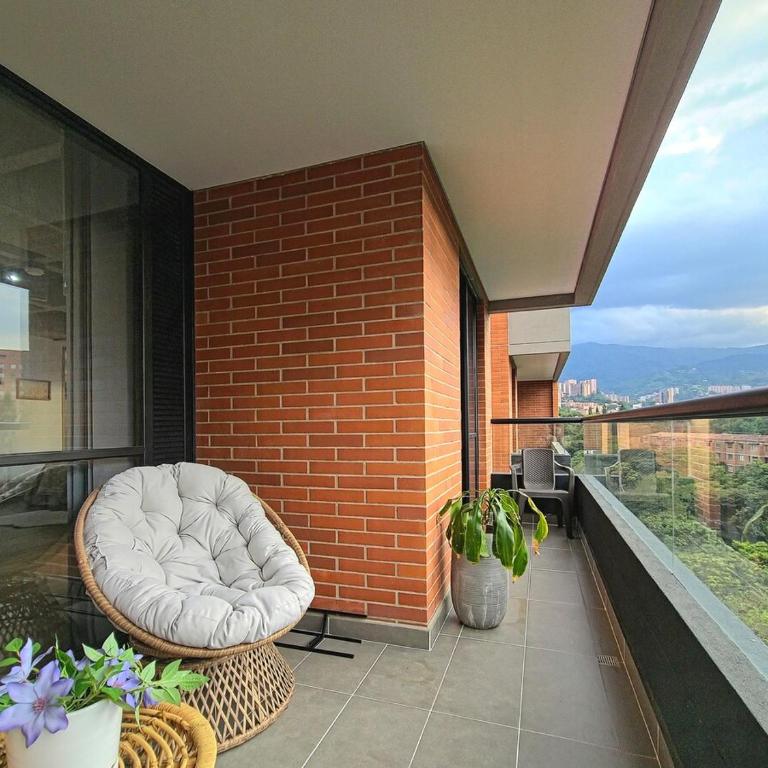 2 Bed Loft in Poblado Envigado Border with Full Amenities - Apartamento de 1 dormitorio - 2