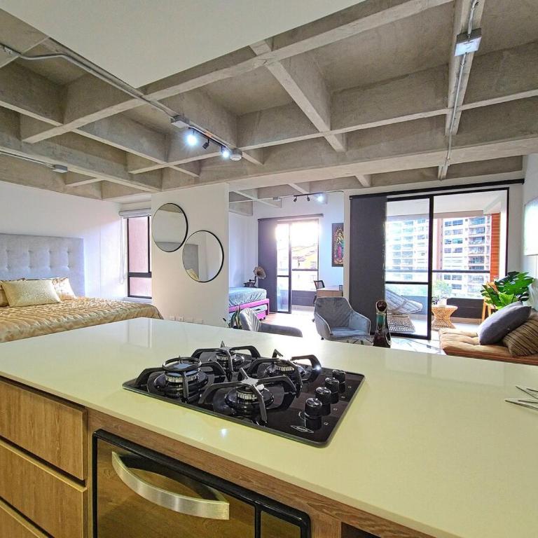 2 Bed Loft in Poblado Envigado Border with Full Amenities - Apartamento de 1 dormitorio - 36