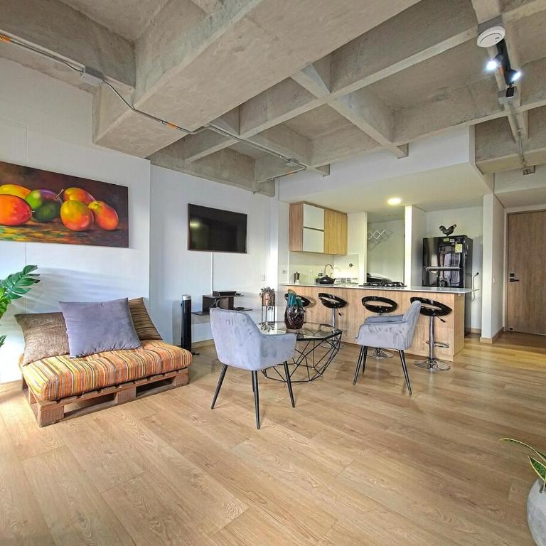 2 Bed Loft in Poblado Envigado Border with Full Amenities - Apartamento de 1 dormitorio - 48