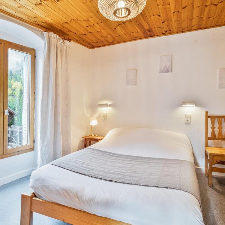 Charmant 2 pièces avec Balcon & Parking à 300m des Pistes - Piscine, Wi-Fi et Jardin - FR-1-762-13 - Appartement - 2