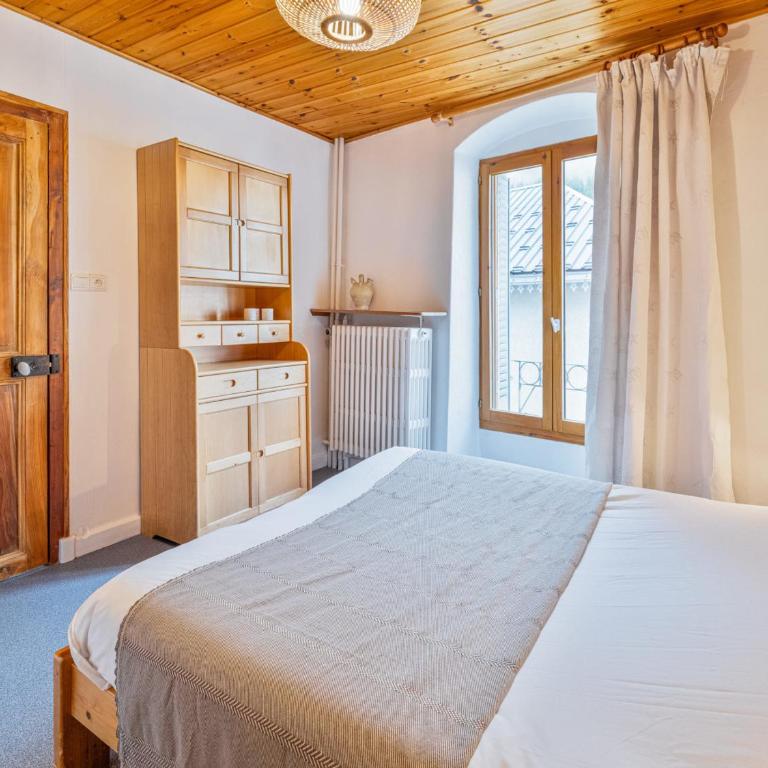 Charmant 2 pièces avec Balcon & Parking à 300m des Pistes - Piscine, Wi-Fi et Jardin - FR-1-762-13 - Appartement - 13