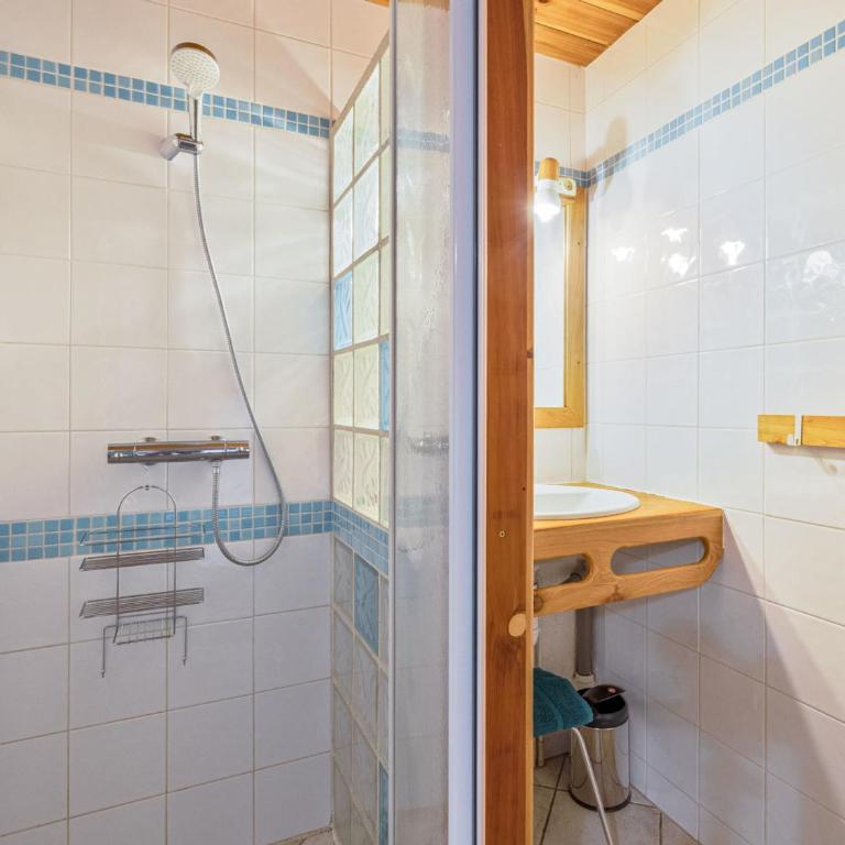 Studio cosy avec balcon et piscine à Serre Chevalier, à 300m des pistes - FR-1-762-11 - Studio - 8