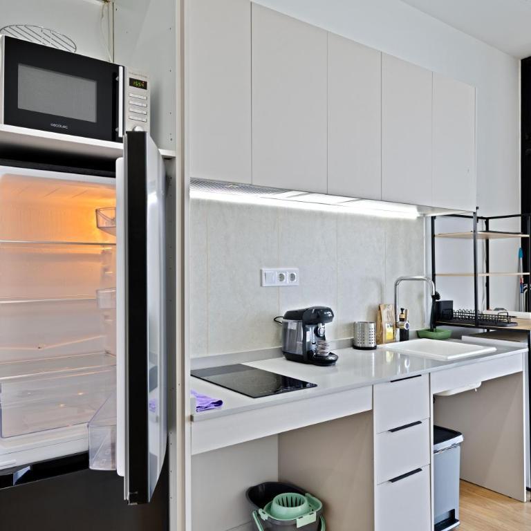 Golondrina - Modern Apt - Near Bioparc by Río Turia Apartments - One-Bedroom Apartment - 2