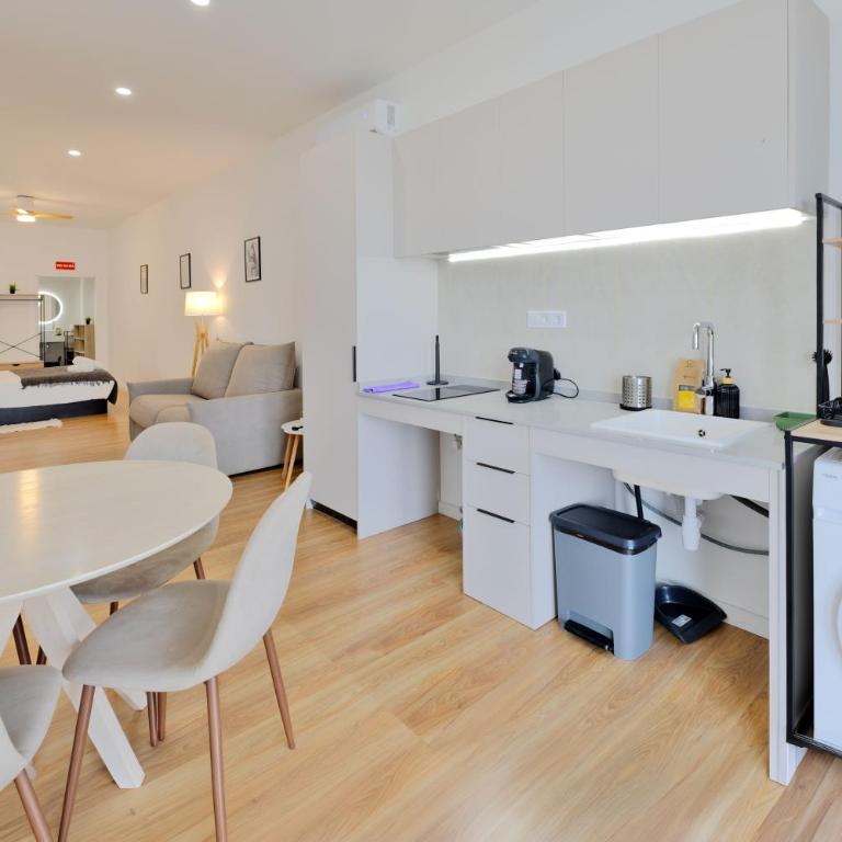 Golondrina - Modern Apt - Near Bioparc by Río Turia Apartments - One-Bedroom Apartment - 16