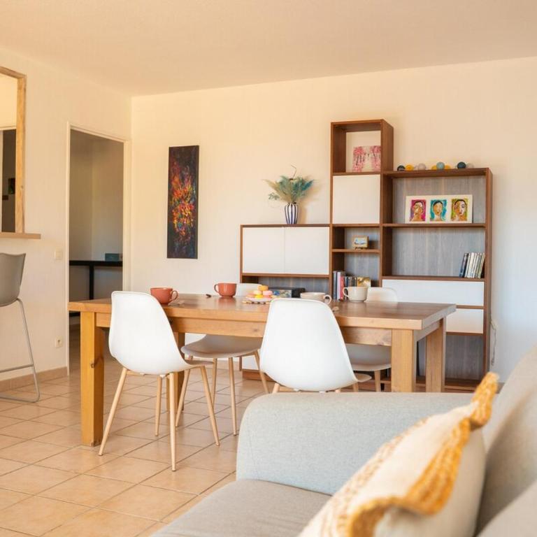 Spacieux T3 avec terrasse et parking à Sanary - Apartment mit 2 Schlafzimmern - 12