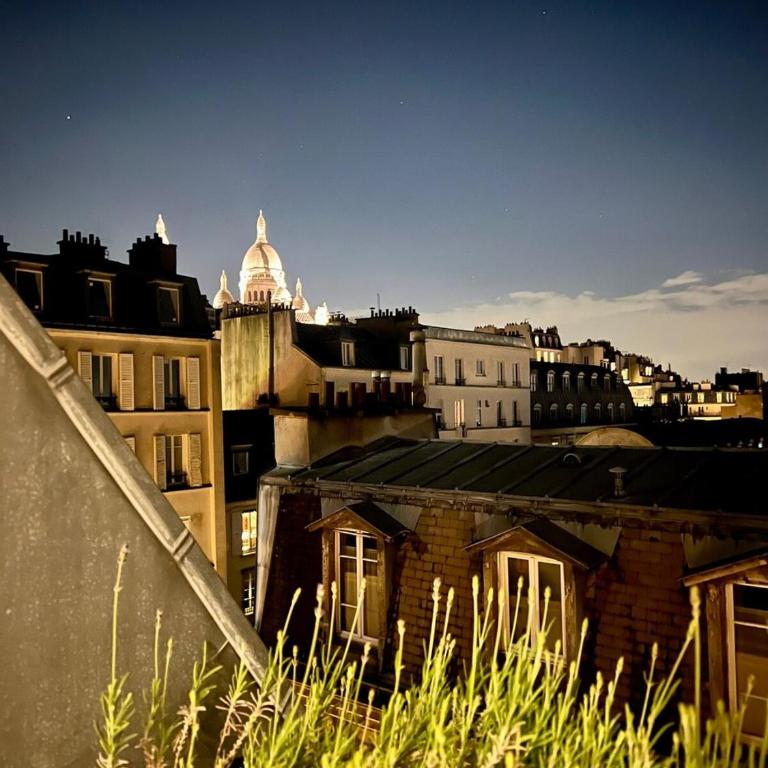WeHost - Logement cosy avec vue sur Sacré-Coeur - Appartement - 8