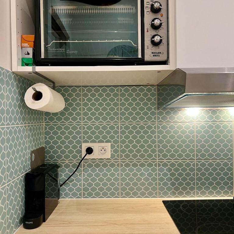 WeHost - Logement cosy avec vue sur Sacré-Coeur - Appartement - 17