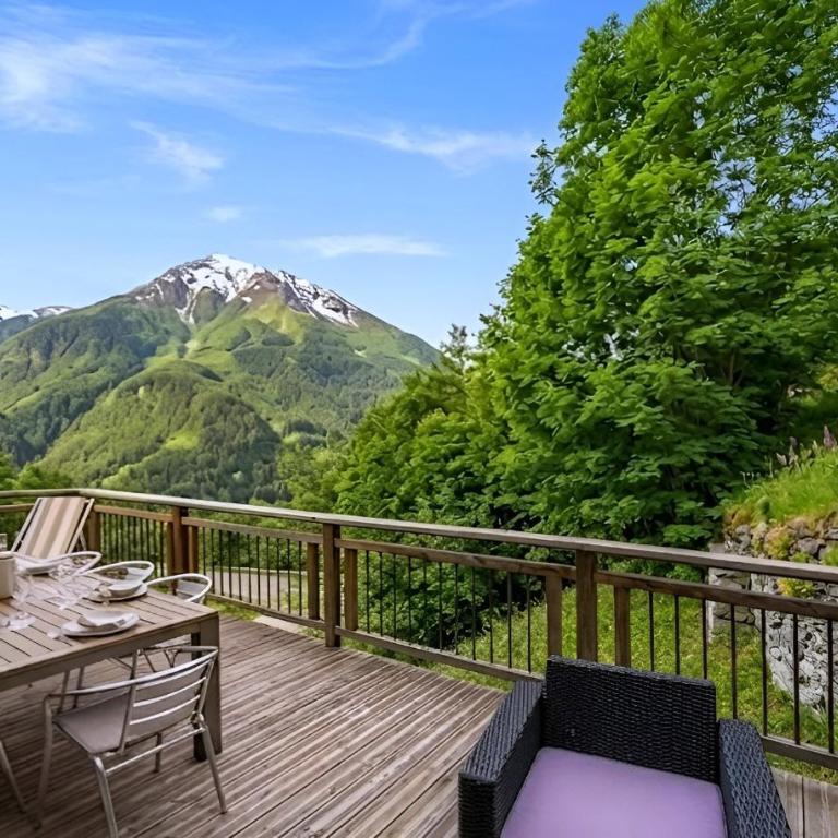 Casa-Chalet du Torchet: luxe chalet avec vue - Maison 8 Chambres - 9