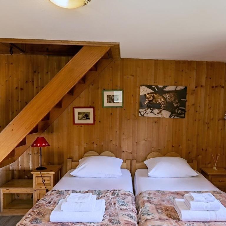 Casa-Chalet du Torchet: luxe chalet avec vue - Maison 8 Chambres - 35