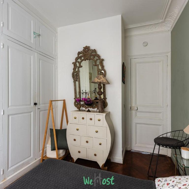 WeHost - L'art de vivre parisien - Batignolles - Appartement avec Balcon - 16