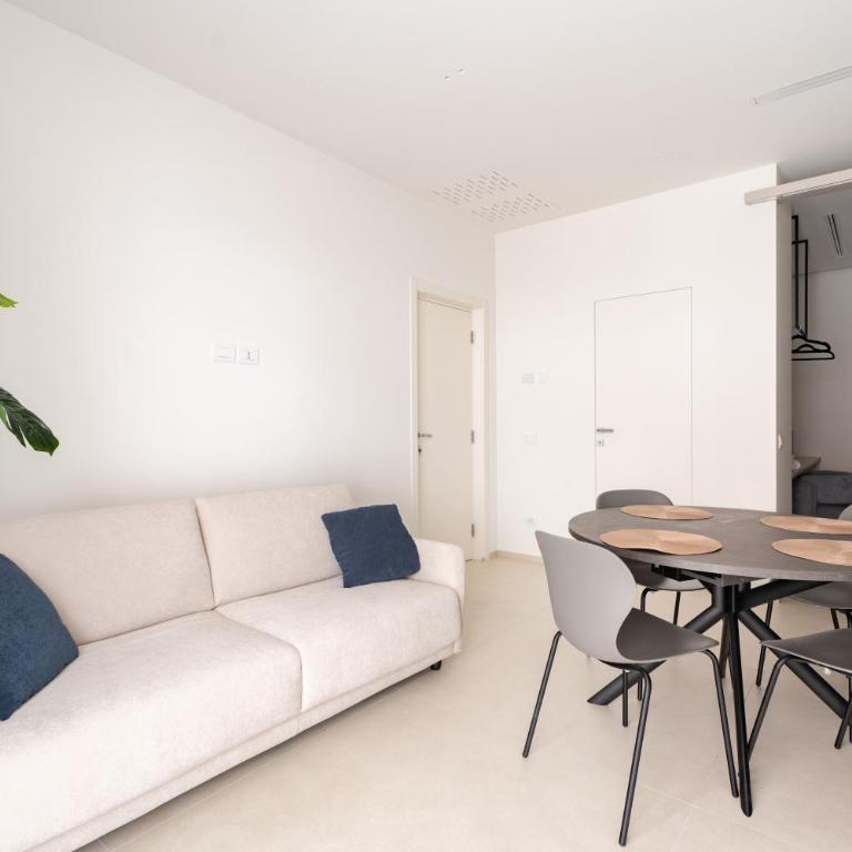 Solymar by MONHOLIDAY - Two-Bedroom Apartment - 1