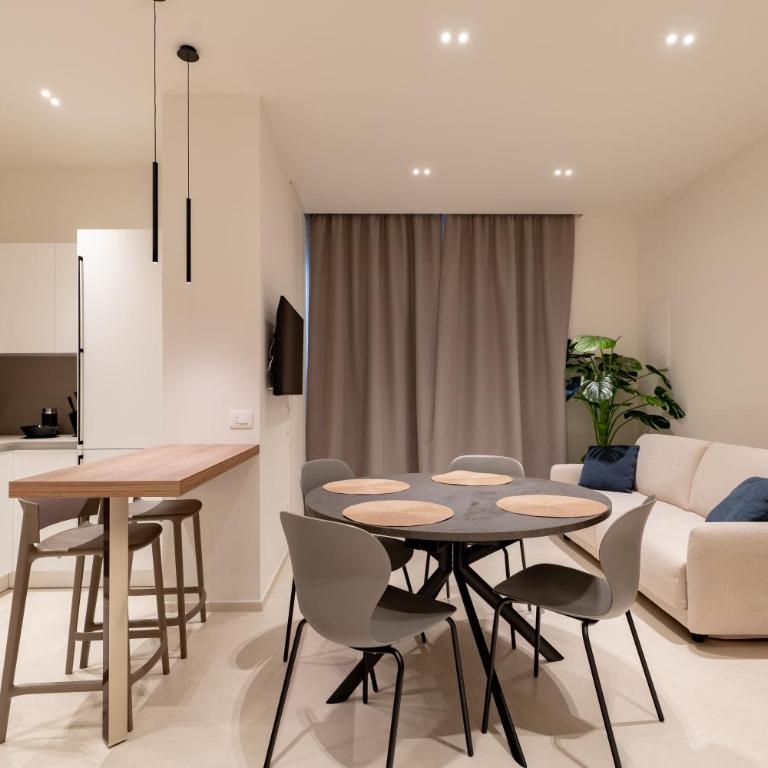 Solymar by MONHOLIDAY - Two-Bedroom Apartment - 2