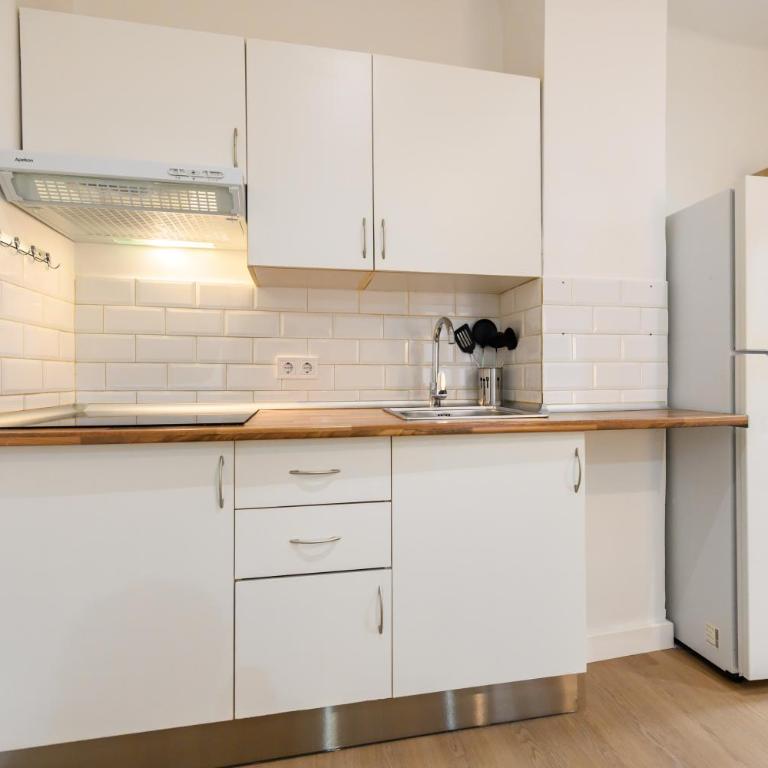 SGE680F - Piso de 1 dormitorio con terraza en Tetuán, Madrid - Alquiler temporal - Apartamento de 1 dormitorio - 23