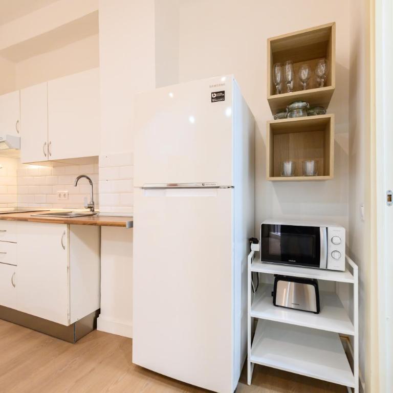 SGE680F - Piso de 1 dormitorio con terraza en Tetuán, Madrid - Alquiler temporal - Apartamento de 1 dormitorio - 24