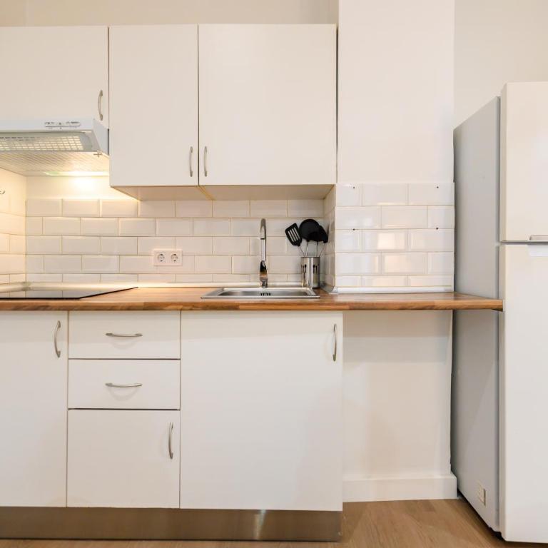SGE680F - Piso de 1 dormitorio con terraza en Tetuán, Madrid - Alquiler temporal - Apartamento de 1 dormitorio - 28